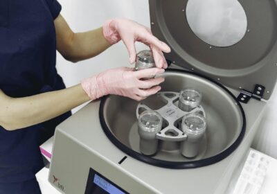 The Critical Role of Laboratory Centrifuges in Research and Diagnostics
